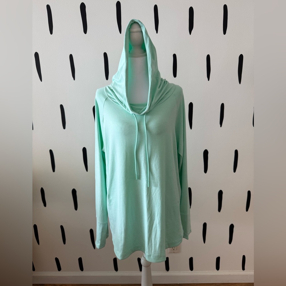 Athleta Mint Green Lightweight Hooded Pull-On Top